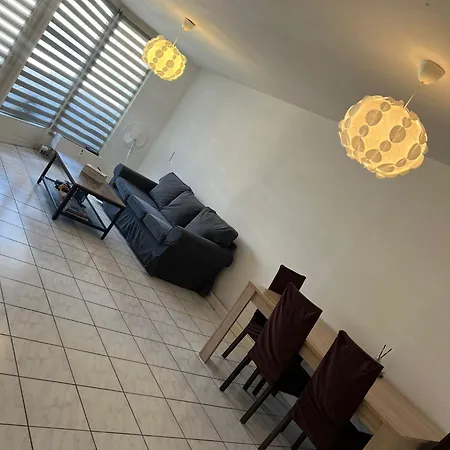 Apartment Dream 2 Kitchen Bath Balkon Maximum 5 Person Wiesbaden